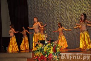 Танцевальный концерт «Восточные краски осени» прошел в музыкальной школе