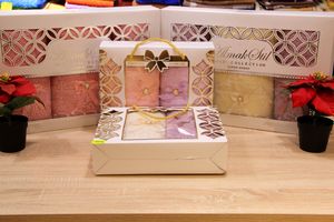 Великолучанам предлагают новогодние подарки из разряда «ТОП»