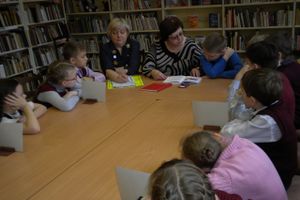 В Великих Луках прошли громкие чтения «Читаем вместе» (фото)