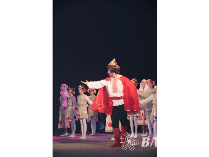 18 мая состоялся юбилейный концерт коллектива мажореток «Золотые погоны» (ФОТО)