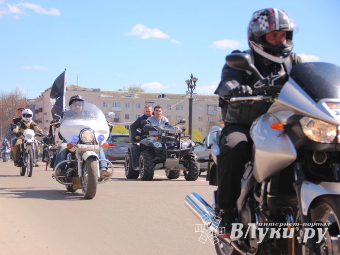 В Великих Луках открыли мотосезон - 2017 (ФОТО)