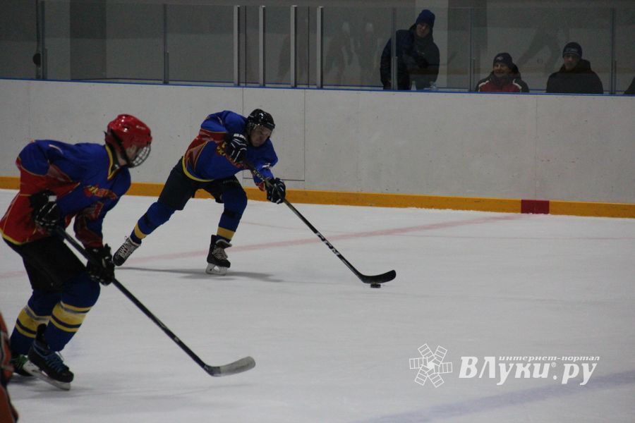 ХК «ЛукиСпорт» обыграл псковскую «Гвардию» по буллитам (ФОТО)