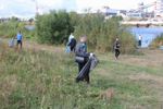 Псковские полицейские приняли участие во Всероссийском экологическом субботнике «Зеленая Россия» (фото)