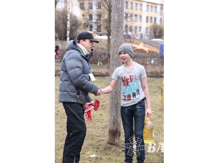 В Великих Луках сожгли Масленицу (фото)