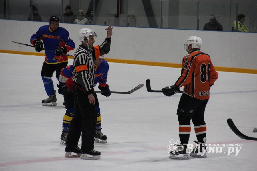 ХК «ЛукиСпорт» обыграл псковскую «Гвардию» по буллитам (ФОТО)