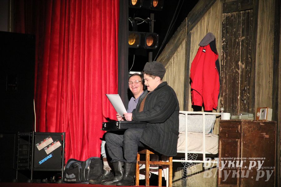 Народные артисты России выступили в Великих Луках (фото)