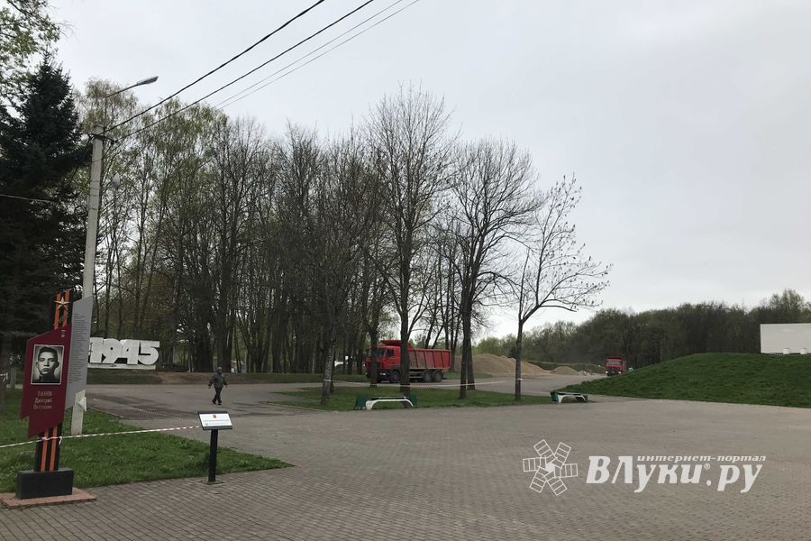 В будущем Петровском парке завершается очередной этап работ (ФОТО)