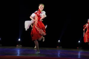 Великие Луки встретили День танца (ФОТО)