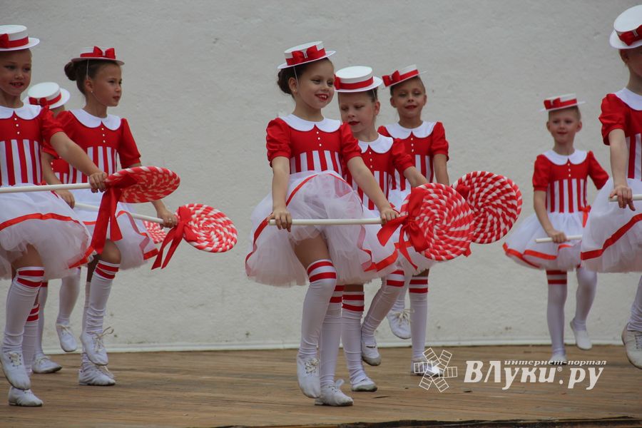 Лучшие мажоретки и барабанщицы награждены (ФОТО)