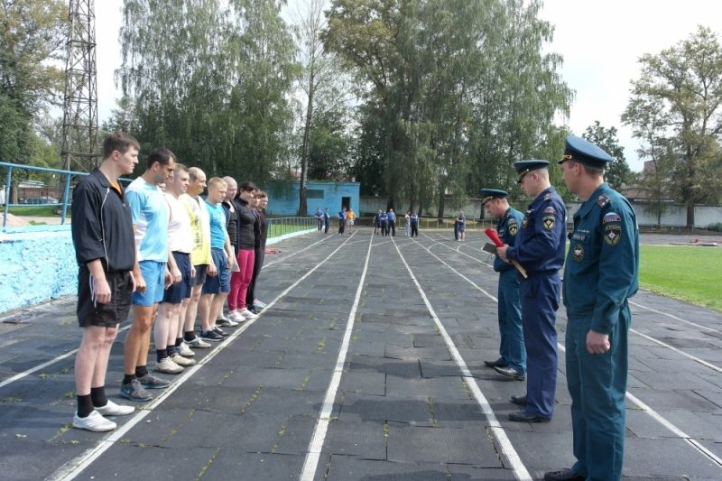 Сотрудники МЧС России по Псковской области сдали зачеты на классность (ФОТО)