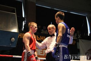 В Великих Луках состоялась матчевая встреча по боксу