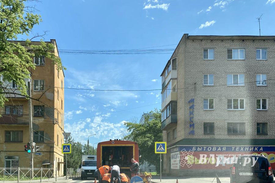 На перекрёстке Некрасова-Ботвина затруднено движение (ФОТО)