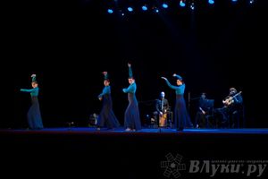 В великих Луках выступил московский коллектив фламенко