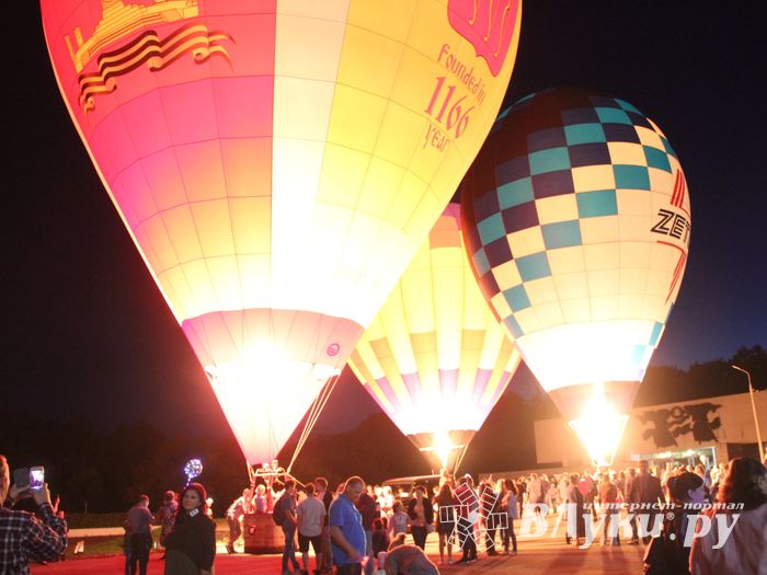 Огненные шоу состоялись над Ловатью (ФОТО)