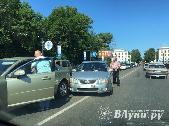 ДТП на центральном мосту (ФОТО)
