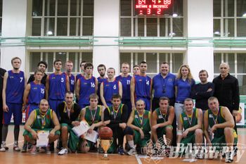 Команда «Экспресс» стала обладательницей Кубка г. Великие Луки по баскетболу (фото)