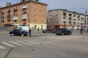 ДТП на перекрёстке Ленина-Дьяконова (ФОТО)