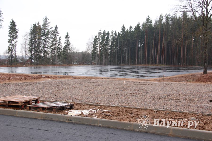 В медленном строительстве великолукского велоцентра виноват дождь (ФОТО)