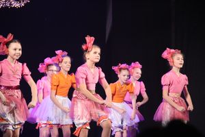 Маша, Медведь и все, все, все на сцене ДК Ленина (ФОТО)