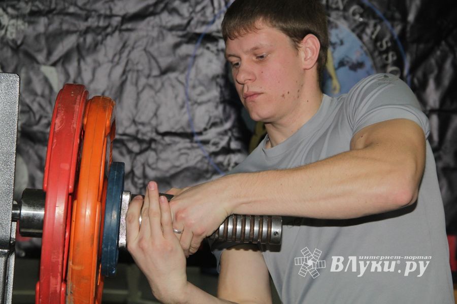 Самые сильные великолучане встретились в «Арене» (ФОТО)