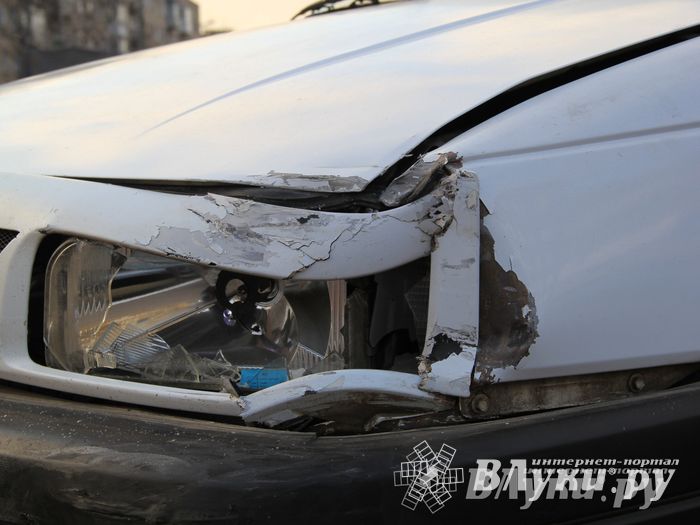 Фотофакт: ДТП на перекрестке Гагарина-Дьяконова
