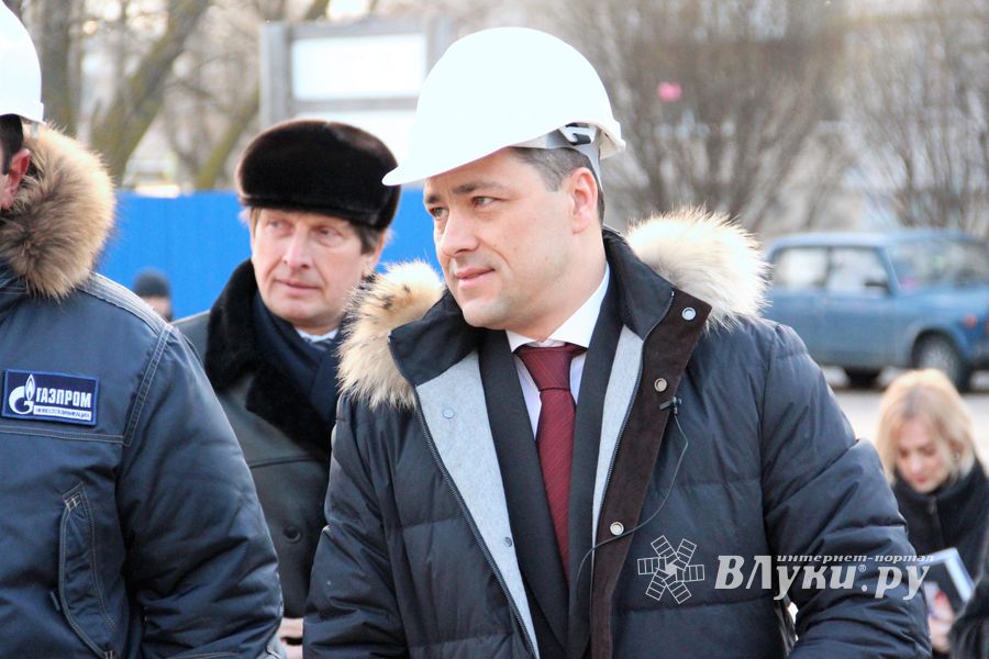 Утром Ведерников посетил Великие Луки (ФОТО)