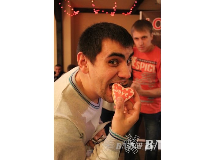 14 февраля в клубе «Хотэй» состоялось ежегодное шоу для влюбленных «Love Story»