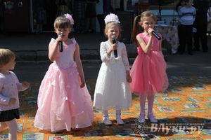 День защиты детей отпраздновали В Великих Луках (фото)