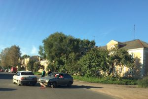 Две легковушки столкнулись в Великих Луках (ФОТО)