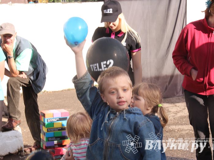 ​Tele2 поздравила великолучан с Днем рождения любимого города (фото)