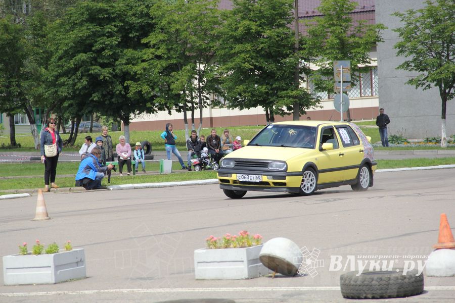 В Невеле состоялся финал по автоспринтслалому