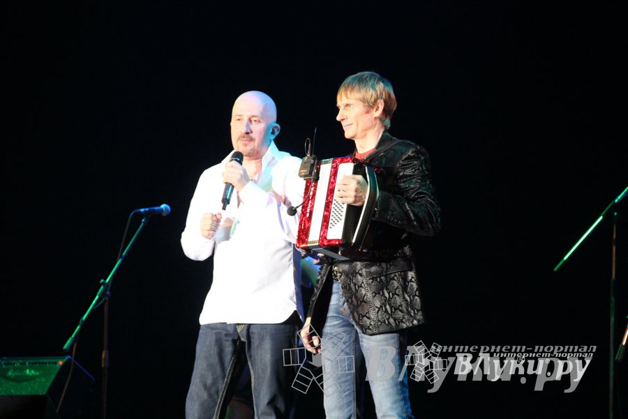 Концерт Евгения Григорьева прошел в Великих Луках