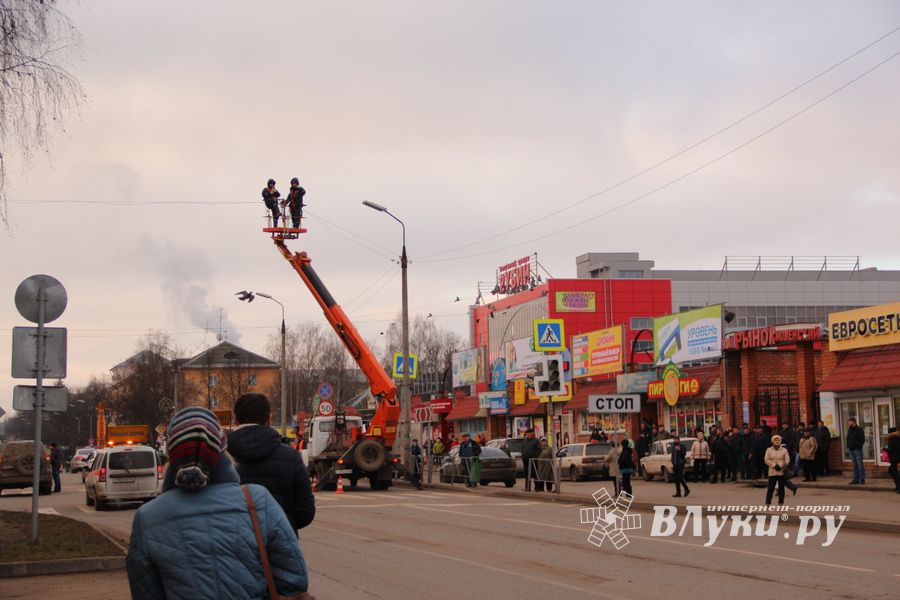 Теперь у всех великолучан есть фото или видео с «Тяжмаш» (ФОТО)