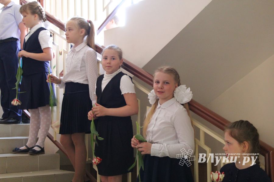 Последний звонок – праздник с нотками грусти (ФОТО)