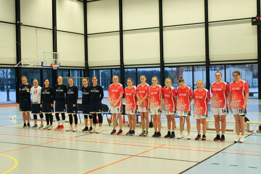 Сиудентки ВЛГАФК привезли награды с интернационального баскетбольного турнира (ФОТО)