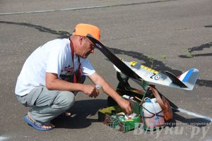 В Великих Луках прошли воздушные бои (фото)