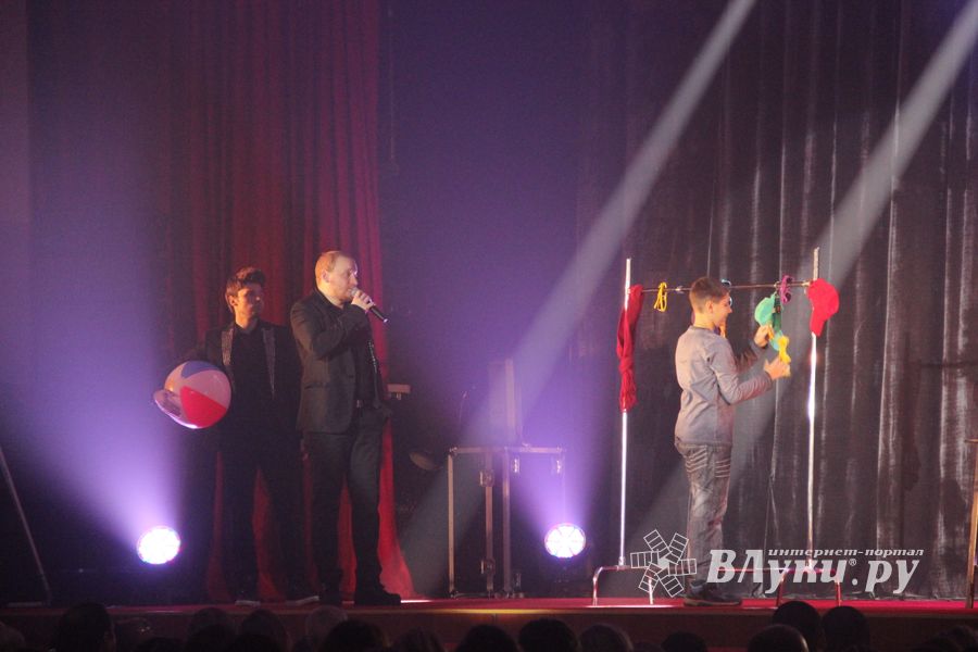 Состоялся концерт братьев Сафроновых «Империя иллюзий» (фото)
