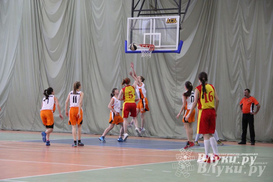 Команды ВЛГАФК стали лучшими на Чемпионате города по баскетболу (фото)