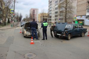 Попавший в ДТП великолучанин просит откликнуться свидетелей (ФОТО)