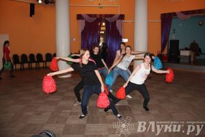 В ДК  им. Ленина состоялся открытый урок «Уличного театра» (фото)