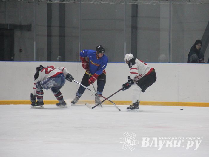 ХК «ЛукиСпорт» разгромила команду Невеля (ФОТО)