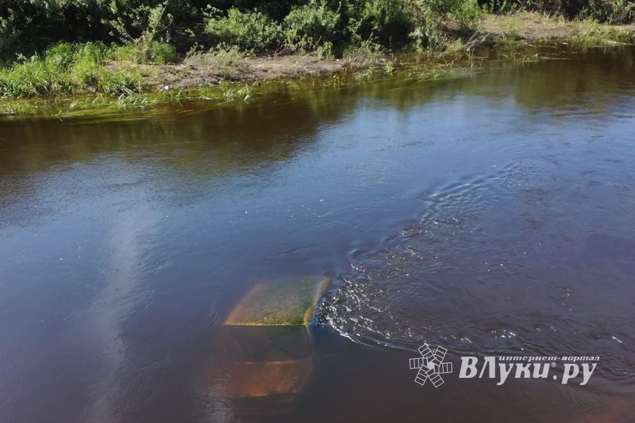 Со дна Ловати подняли автомобиль Сергея Семченкова (ВИДЕО)