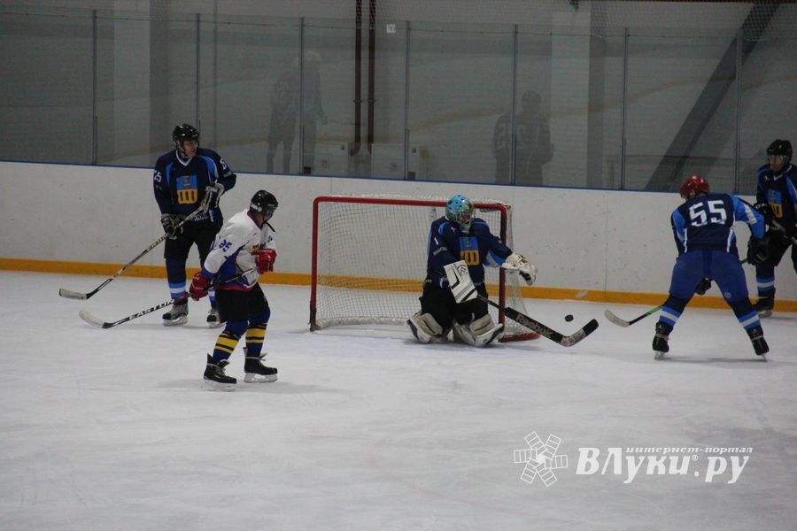 К «ЛукиСпорт» уступил с разницей в одну шайбу (ФОТО)