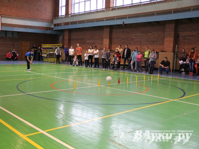 В Великих Луках определили самую спортивную семью (фото)