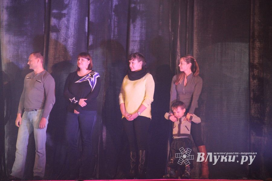 Состоялся концерт братьев Сафроновых «Империя иллюзий» (фото)