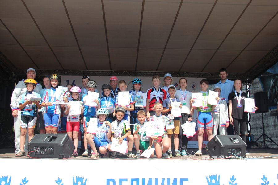 В Великих Луках прошёл Олимпийский День (ФОТО)