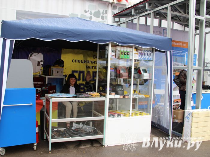 В Пскове проходит 22-ая универсальная выставка (фото)