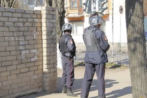 Фотофакт: учения в великолукском ОМВД