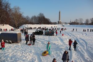 Великолукские пилоты присоединились к Рождественской фиесте «Яблоки на снегу» (ФОТО)