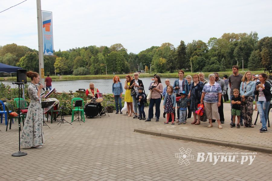 Великолучане празднуют День города (ФОТО)